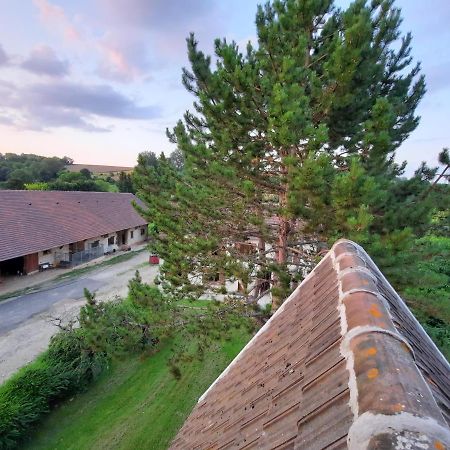 Villa Le refuge d'Athéna à Chaussy  Extérieur photo