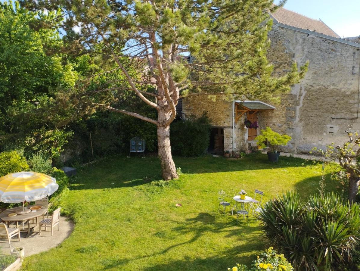 Villa Le refuge d'Athéna à Chaussy  Extérieur photo